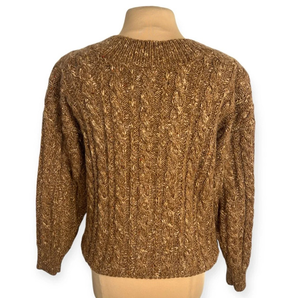 Vintage 80’s-90’s brown cable knit oversized sweater with shoulder pads size S - Picture 5 of 9